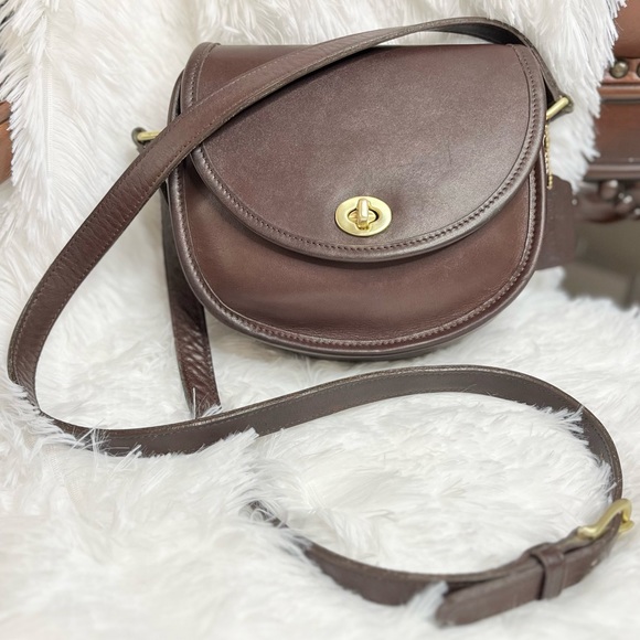 Coach Handbags - Vintage COACH Watson Bag, Mahogany No. 9981